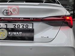 تويوتا أفالون